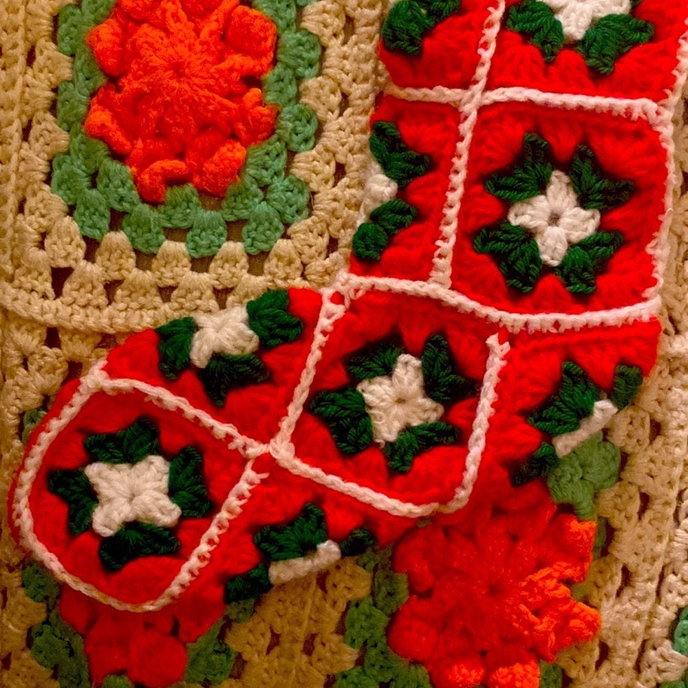 Two for one! Beautifully knit bundle! A lovely Christmas Stocking and a Runner! - Picture 3 of 9
